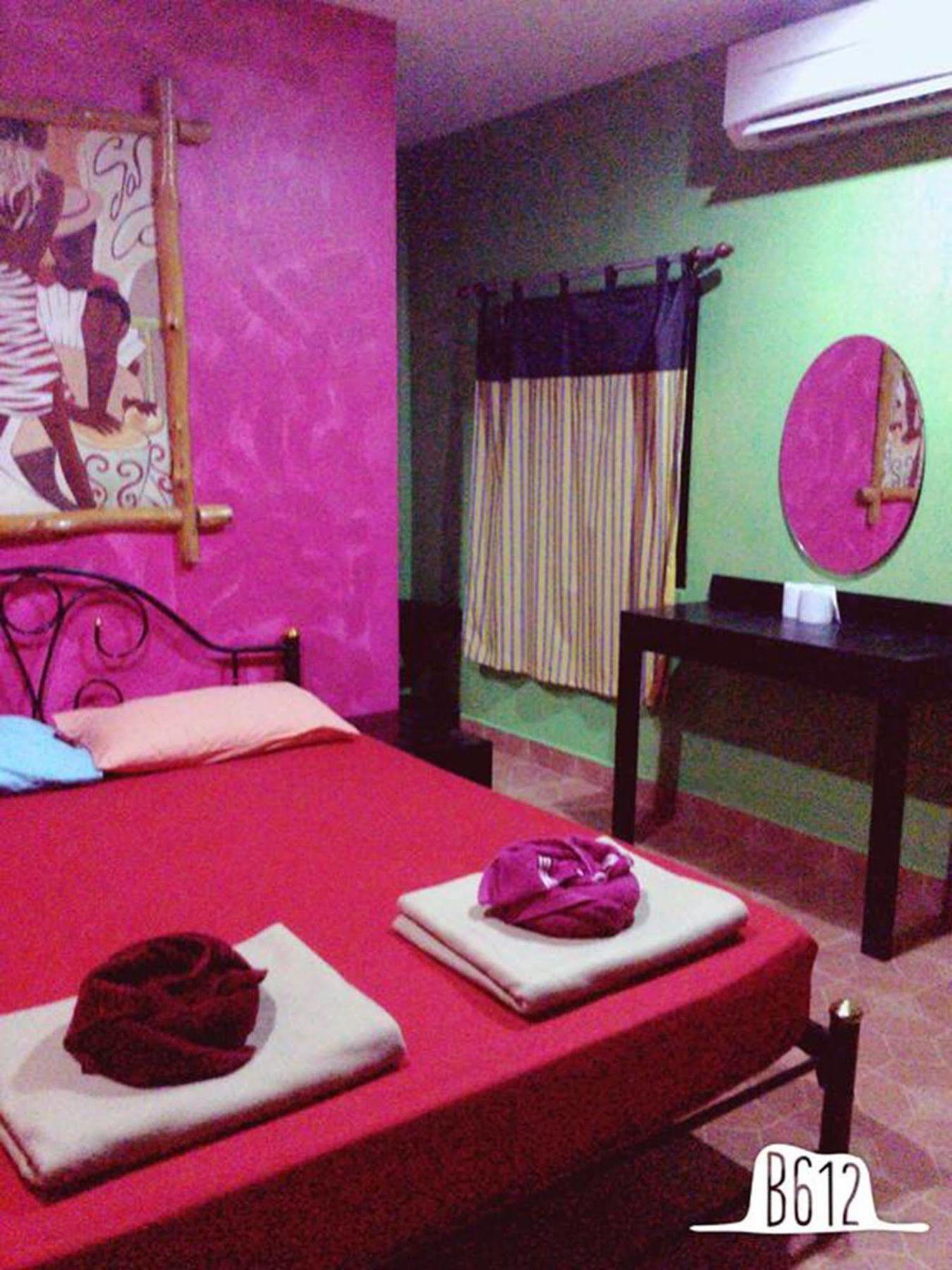 האד רין Bamboozle Hostel מראה חיצוני תמונה