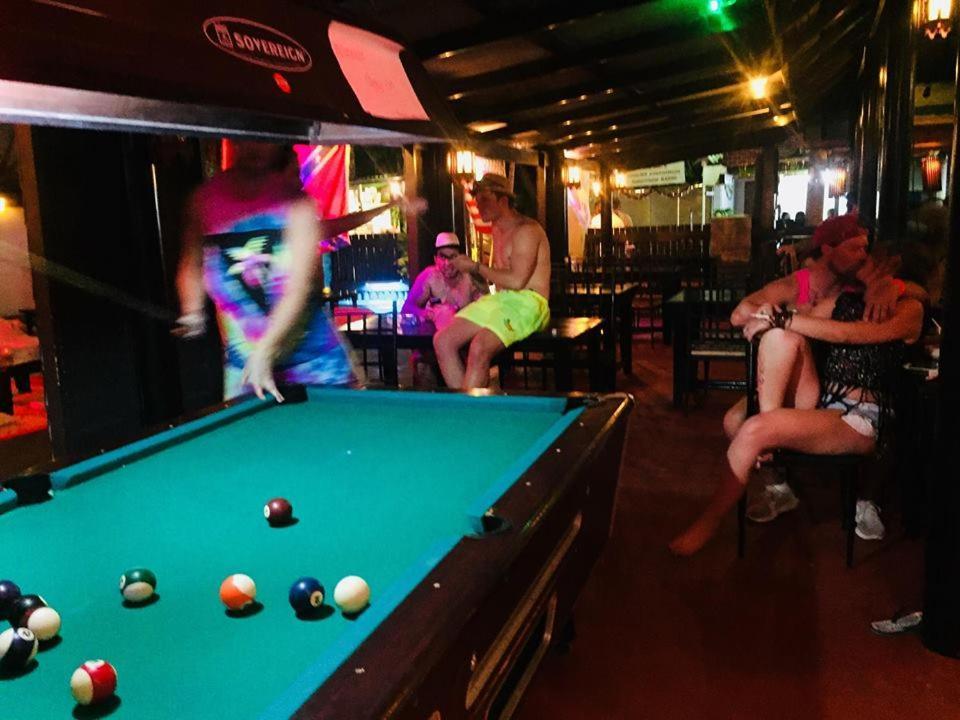 האד רין Bamboozle Hostel מראה חיצוני תמונה